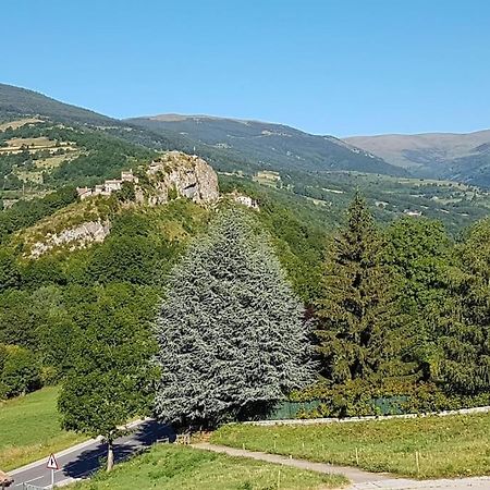 El Mussol De La Vila Camprodon, Balconets Amb Vistes A La Placa Eksteriør bilde