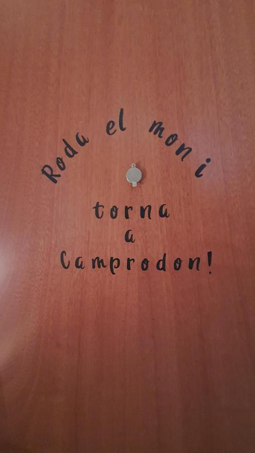 El Mussol De La Vila Camprodon, Balconets Amb Vistes A La Placa Eksteriør bilde